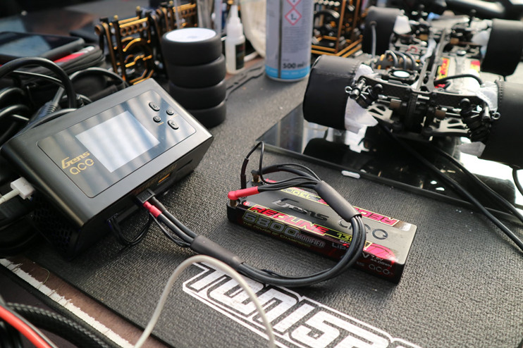IMARS Dual雙通道智能平衡充電器車模電池應用